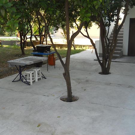 Apartments Ognjenovic Risan Ngoại thất bức ảnh